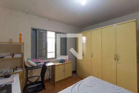 Casa à venda com 175m², 3 quartos e 3 vagas Casa à venda com 175m², 3 quartos e 3 vagasQuarto 2