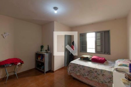 Casa à venda com 175m², 3 quartos e 3 vagas Casa à venda com 175m², 3 quartos e 3 vagasSuíte