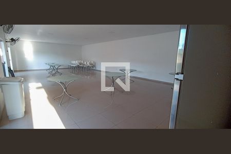 Apartamento à venda com 88m², 3 quartos e 1 vaga Apartamento à venda com 88m², 3 quartos e 1 vagaÁrea comum - Salão de festas