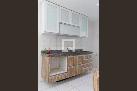 Apartamento à venda com 250m², 4 quartos e 4 vagasCozinha 