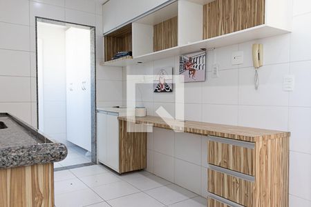 Apartamento à venda com 250m², 4 quartos e 4 vagasCozinha 
