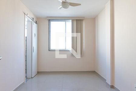 Apartamento à venda com 250m², 4 quartos e 4 vagasSuíte 2
