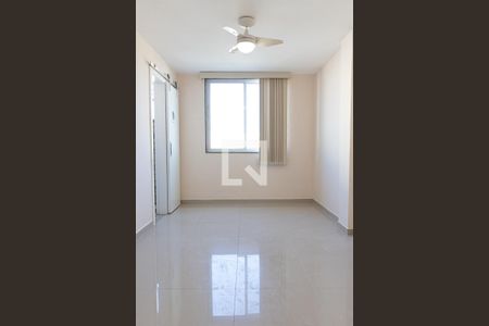Apartamento à venda com 250m², 4 quartos e 4 vagasSuíte 2