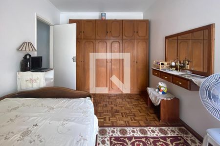 Casa à venda com 210m², 3 quartos e 2 vagas Casa à venda com 210m², 3 quartos e 2 vagasQuarto 2