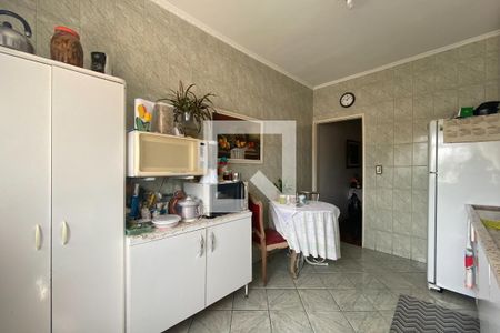 Casa à venda com 210m², 3 quartos e 2 vagas Casa à venda com 210m², 3 quartos e 2 vagasCozinha
