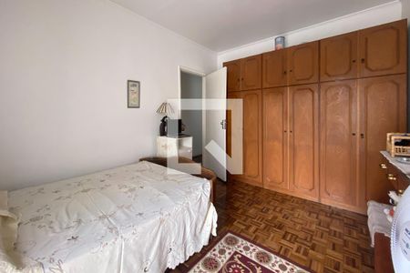 Casa à venda com 210m², 3 quartos e 2 vagas Casa à venda com 210m², 3 quartos e 2 vagasQuarto 2