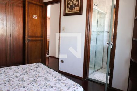 Casa à venda com 500m², 4 quartos e 3 vagasSuíte 2