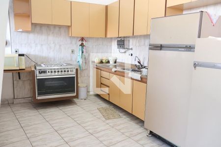 Casa à venda com 500m², 4 quartos e 3 vagasCozinha 2