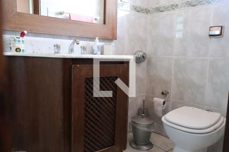 Casa à venda com 500m², 4 quartos e 3 vagasBanheiro da suíte 2