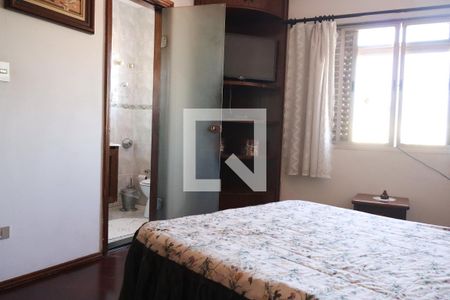 Casa à venda com 500m², 4 quartos e 3 vagasSuíte 2