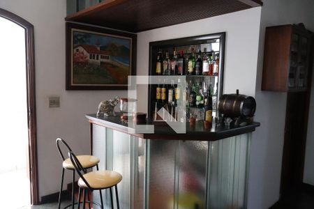 Casa à venda com 500m², 4 quartos e 3 vagasSala