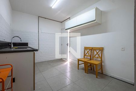 Apartamento à venda com 122m², 3 quartos e sem vaga Apartamento à venda com 122m², 3 quartos e sem vagaCozinha