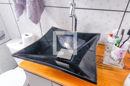 Apartamento à venda com 47m², 2 quartos e 1 vaga Apartamento à venda com 47m², 2 quartos e 1 vagaBanheiro