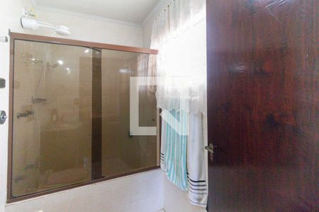 Casa à venda com 350m², 3 quartos e 2 vagas Casa à venda com 350m², 3 quartos e 2 vagasBanheiro do quarto 1