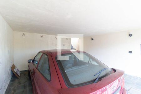 Casa à venda com 350m², 3 quartos e 2 vagas Casa à venda com 350m², 3 quartos e 2 vagasGaragem