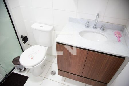 Apartamento para alugar com 74m², 2 quartos e 1 vaga Apartamento para alugar com 74m², 2 quartos e 1 vagaBanheiro da Suíte