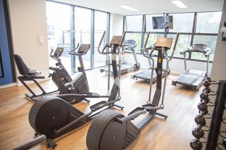 Apartamento para alugar com 74m², 2 quartos e 1 vaga Apartamento para alugar com 74m², 2 quartos e 1 vagaÁrea comum - Academia