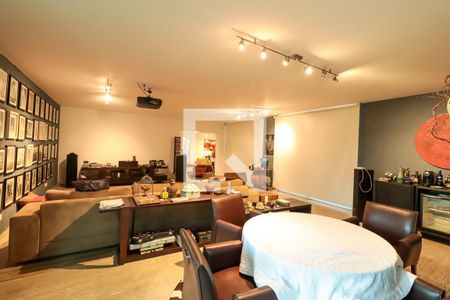 Casa à venda com 1200m², 6 quartos e sem vaga Casa à venda com 1200m², 6 quartos e sem vagaSala 2