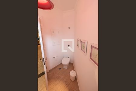 Casa à venda com 1200m², 6 quartos e sem vaga Casa à venda com 1200m², 6 quartos e sem vagaLavabo 2