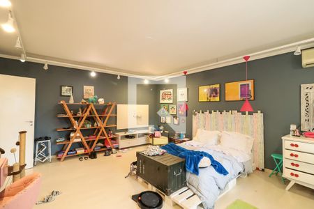Casa à venda com 1200m², 6 quartos e sem vaga Casa à venda com 1200m², 6 quartos e sem vagaSuíte 4