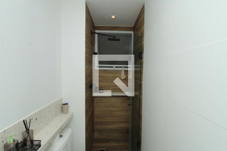 Apartamento à venda com 41m², 2 quartos e 1 vaga Apartamento à venda com 41m², 2 quartos e 1 vagaBanheiro Social