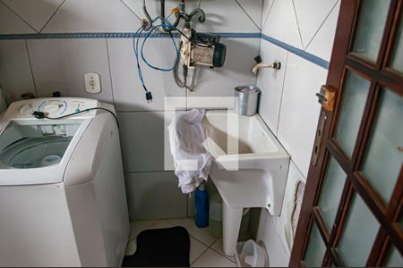 Casa à venda com 91m², 2 quartos e 2 vagas Casa à venda com 91m², 2 quartos e 2 vagasarea de serviço