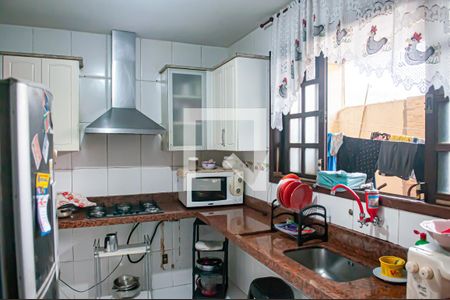 Casa à venda com 91m², 2 quartos e 2 vagas Casa à venda com 91m², 2 quartos e 2 vagascozinha