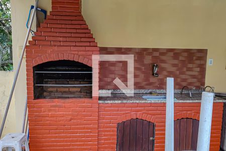 Casa à venda com 91m², 2 quartos e 2 vagas Casa à venda com 91m², 2 quartos e 2 vagaschurrasqueira