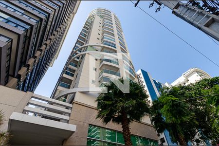 Apartamento à venda com 98m², 2 quartos e 1 vagaFachada