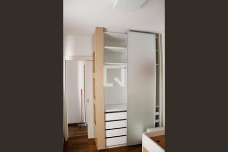 Apartamento à venda com 285m², 3 quartos e 4 vagasSuíte 2