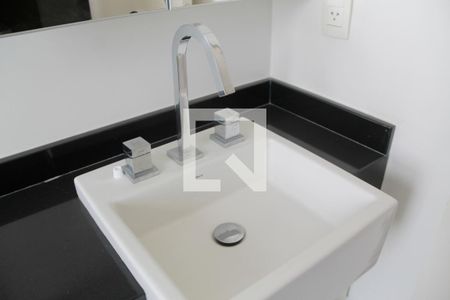 Apartamento à venda com 285m², 3 quartos e 4 vagasBanheiro da Suíte 2