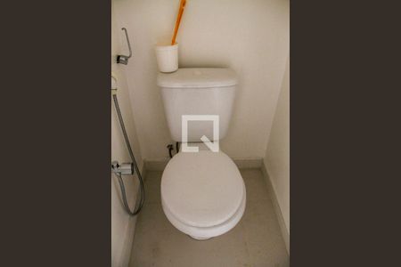 Apartamento à venda com 285m², 3 quartos e 4 vagasBanheiro de Serviço