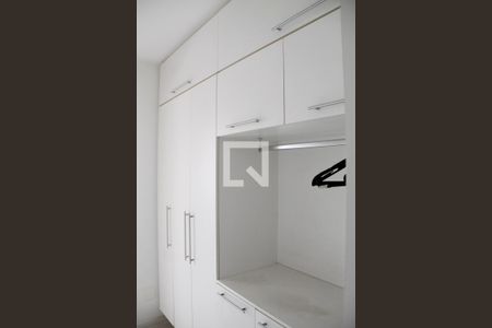 Apartamento à venda com 285m², 3 quartos e 4 vagasQuarto de Serviço