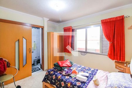 Casa à venda com 200m², 3 quartos e 2 vagas Casa à venda com 200m², 3 quartos e 2 vagasSuíte