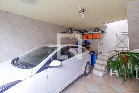Casa à venda com 200m², 3 quartos e 2 vagas Casa à venda com 200m², 3 quartos e 2 vagasGaragem
