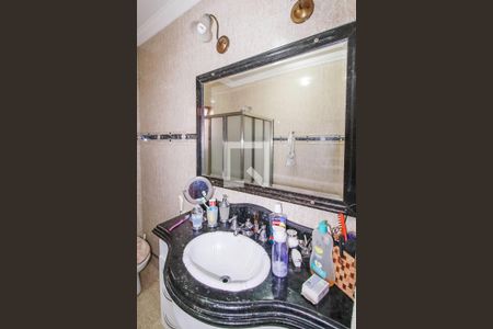 Casa à venda com 200m², 3 quartos e 2 vagas Casa à venda com 200m², 3 quartos e 2 vagasBanheiro 3