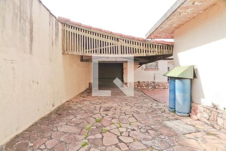 Casa à venda com 250m², 3 quartos e 6 vagasÁrea Externa