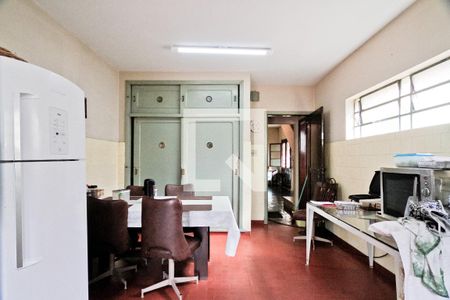 Casa à venda com 250m², 3 quartos e 6 vagasCozinha