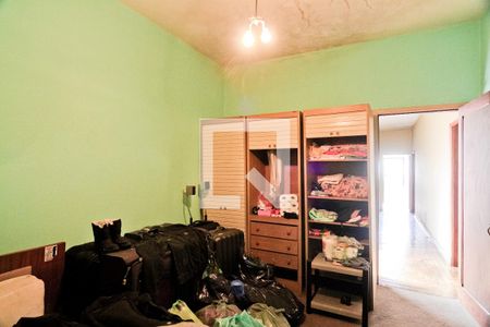 Casa à venda com 250m², 3 quartos e 6 vagasQuarto 2