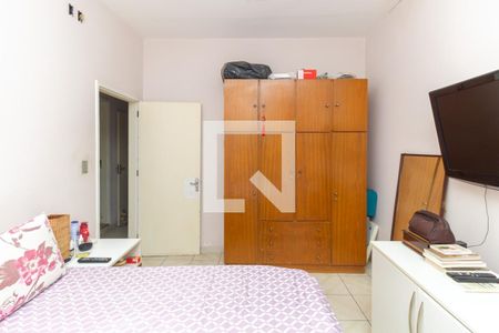 Casa à venda com 200m², 5 quartos e 2 vagas Casa à venda com 200m², 5 quartos e 2 vagasQuarto 2