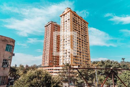 Apartamento à venda com 60m², 2 quartos e 1 vaga Apartamento à venda com 60m², 2 quartos e 1 vagaVista do Quarto 2