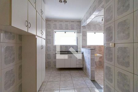 Apartamento à venda com 120m², 3 quartos e sem vaga Apartamento à venda com 120m², 3 quartos e sem vagaCozinha