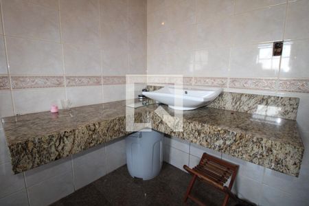 Casa à venda com 390m², 4 quartos e 3 vagasBanheiro do Quarto 4 (suíte)