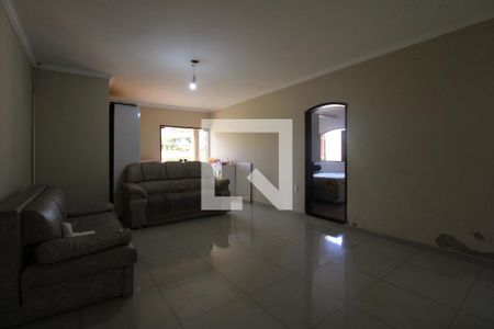 Casa à venda com 390m², 4 quartos e 3 vagasSala (pavimento superior)