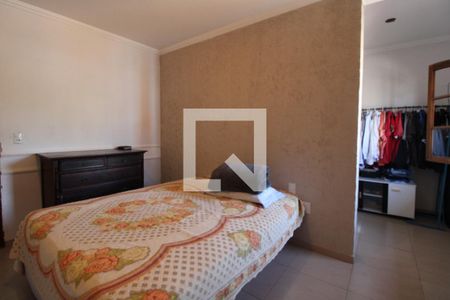 Casa à venda com 390m², 4 quartos e 3 vagasQuarto 2 (suíte)