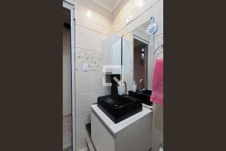 Casa à venda com 430m², 4 quartos e 5 vagasBanheiro 1