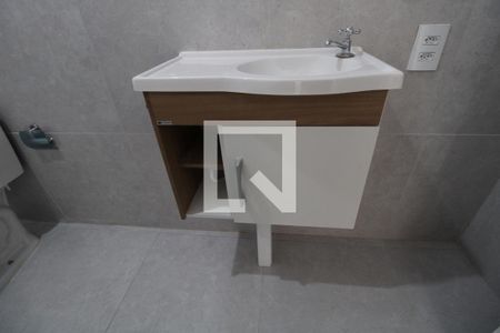 Apartamento para alugar com 120m², 2 quartos e sem vagaBanheiro