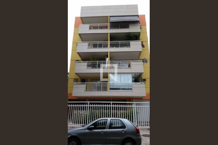 Apartamento à venda com 72m², 2 quartos e 1 vaga Apartamento à venda com 72m², 2 quartos e 1 vagaFachada