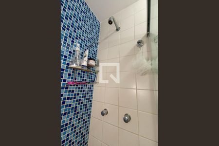 Apartamento à venda com 72m², 2 quartos e 1 vaga Apartamento à venda com 72m², 2 quartos e 1 vagaBanheiro Suíte