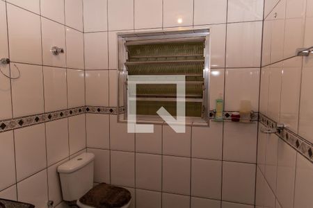 Casa à venda com 180m², 3 quartos e 2 vagasBanheiro 2